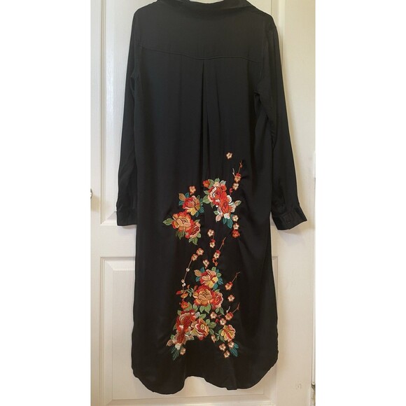 Johnny Was Long Shirt Dress 100% Silk Embroidered On Back Sz Medium - Picture 4 of 11